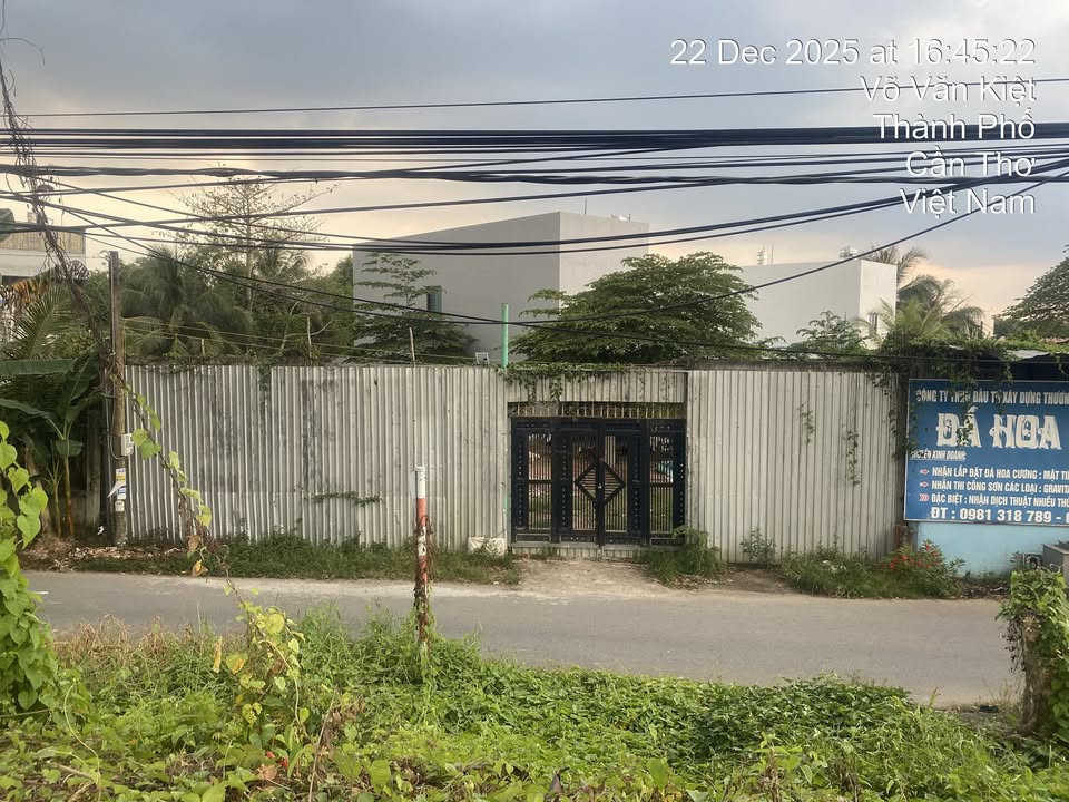 Đất nền thổ cư 976m² Bình Thủy giá 14.64 tỷ - Sổ hồng chính chủ, 3 mặt tiền ô tô