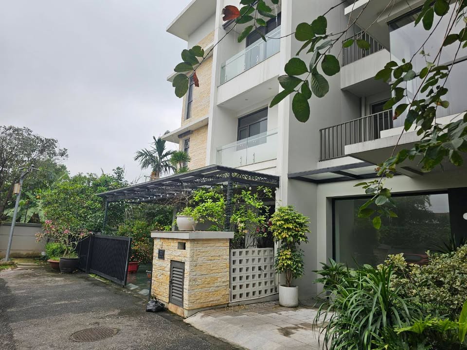 Biệt thự lô góc Arden Park – Garden City Thạch Bàn 233m² giá 49 tỷ - Đẳng cấp thượng lưu hiếm có!