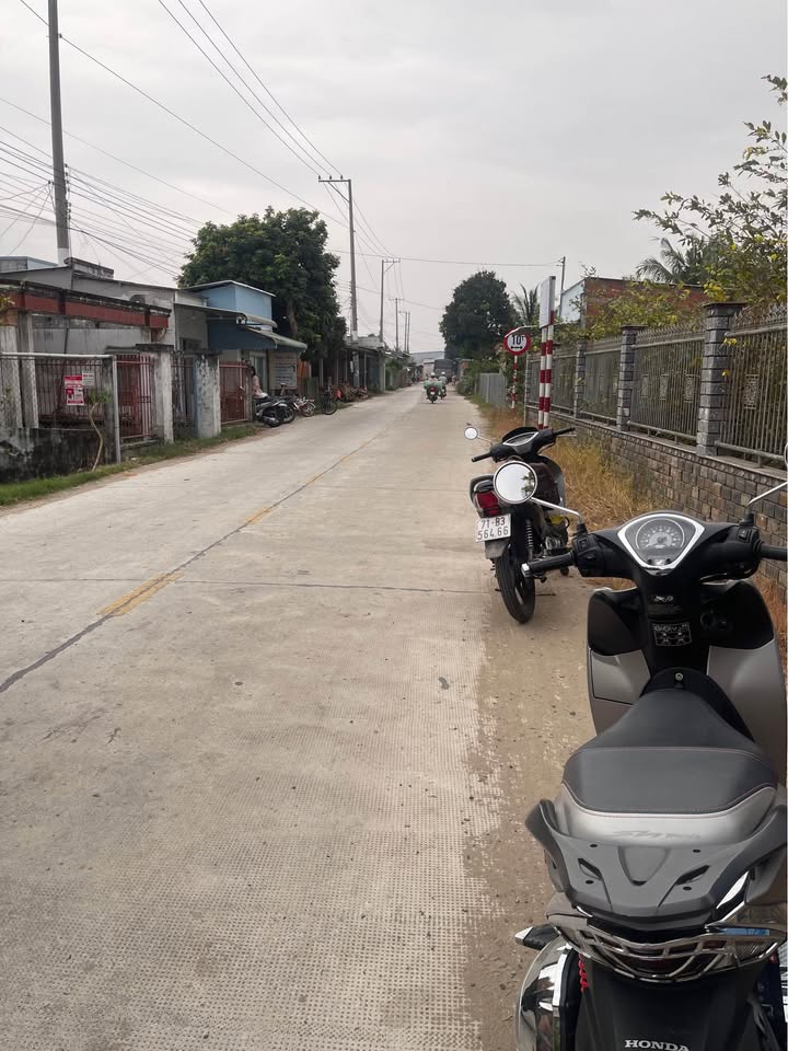 Đất nền ấp Vĩnh Khánh, Mỏ Cày Nam, 359m² giá 1.6 tỷ - Cơ hội đầu tư tuyệt vời!