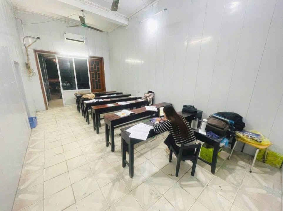 Nhà 2 tầng tại trung tâm thị trấn Hùng Sơn 90m² giá 1 tỷ - Đầu tư sinh lời ngay!