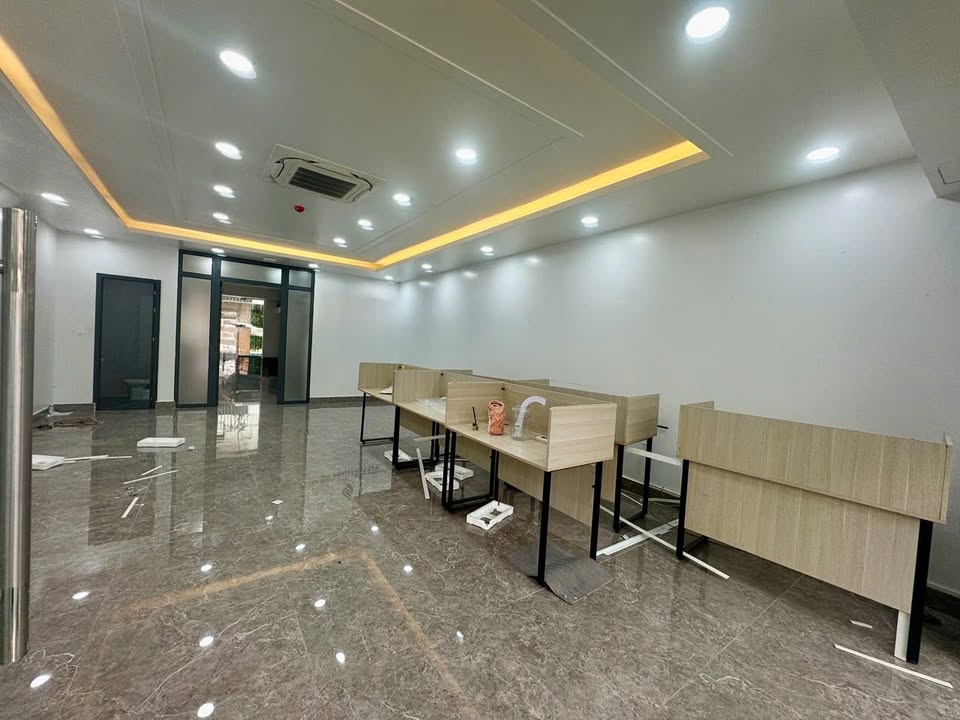 Sàn văn phòng tầng 1 KĐT Waterfront Hải Phòng 70m² giá 7.5 triệu - Không gian làm việc lý tưởng!