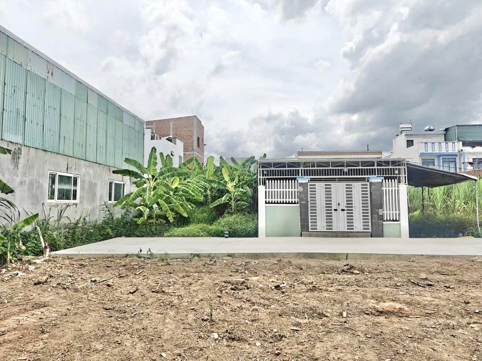 Nhà Diên An 133m² giá 2.4 tỷ - 2 mặt tiền thuận lợi kinh doanh!