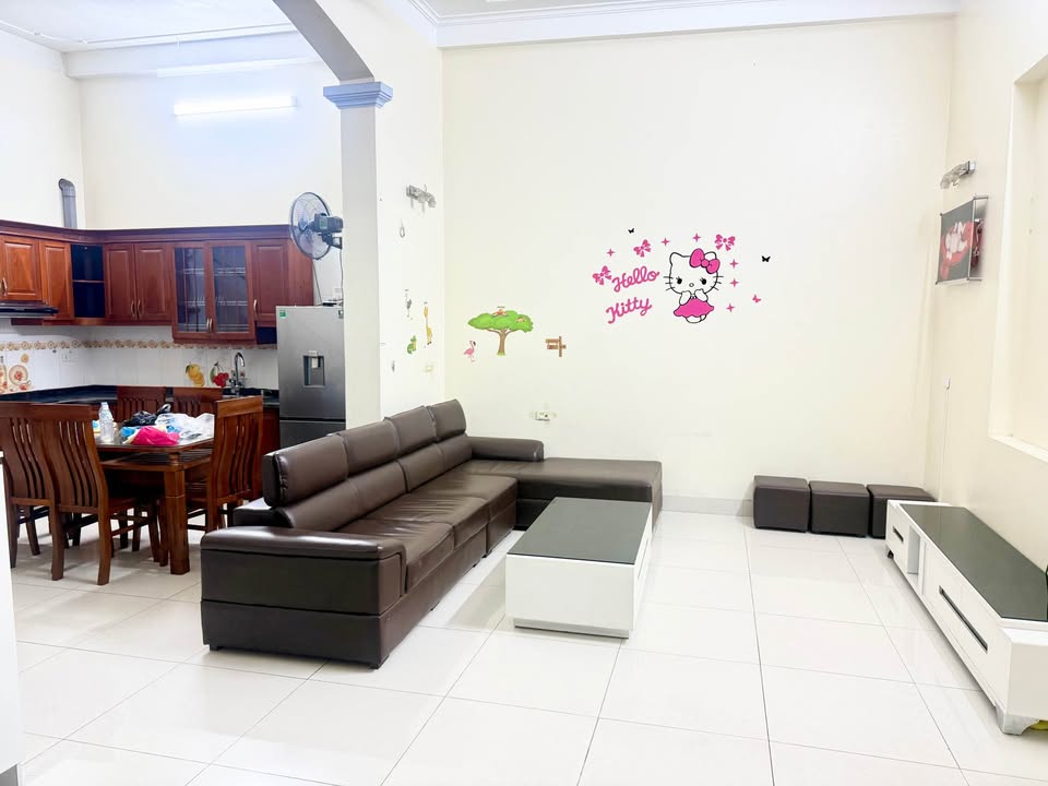 Nhà 3 tầng ngõ 18 Cao Thắng, Hạ Long - Cho thuê giá thỏa thuận