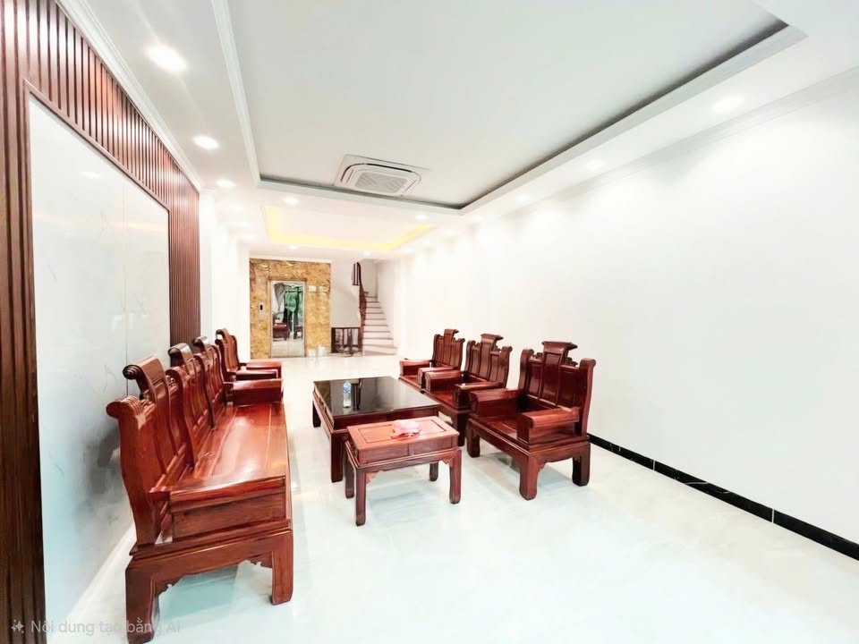 Nhà mặt phố Phùng Hưng, Hà Đông 63m² giá 21 tỷ - Kinh doanh sầm uất!