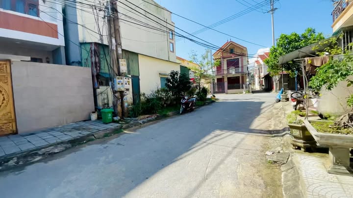 Nhà 2 tầng đường Nguyễn Hiền, Bảo Ninh, 107.25m² - Chính chủ bán gấp!