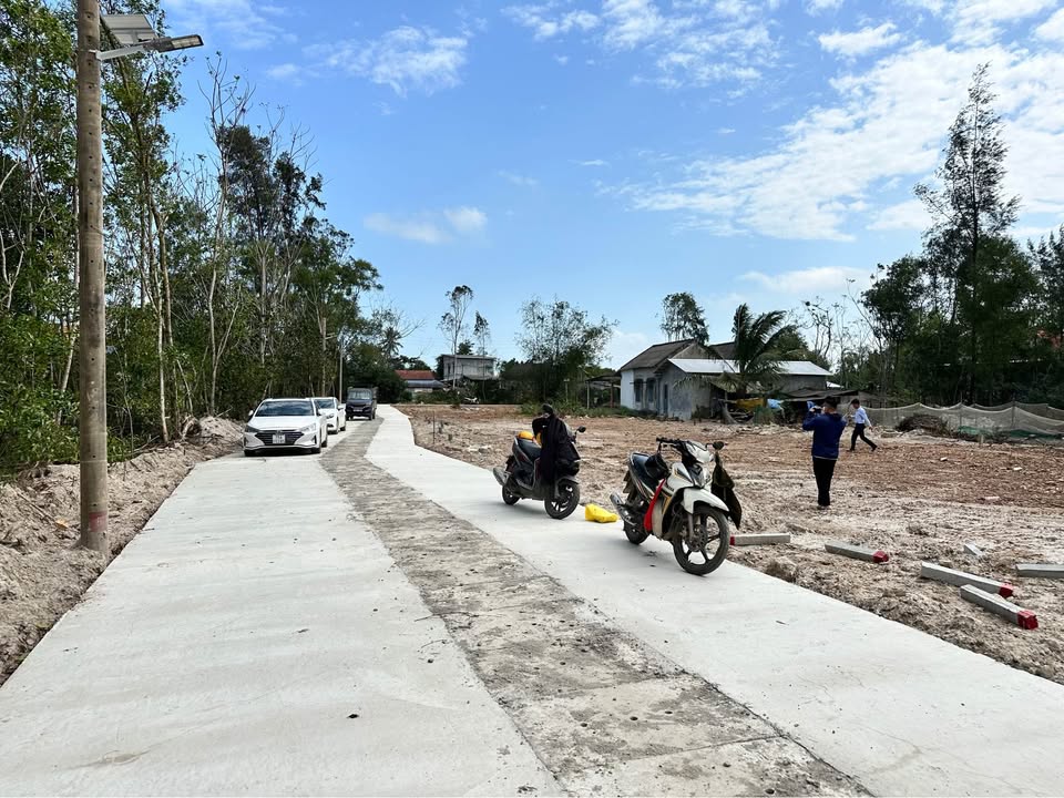 Lô đất biển Vinh An - Phú Vinh 104m² giá chỉ 300 triệu - Cơ hội đầu tư tuyệt vời!