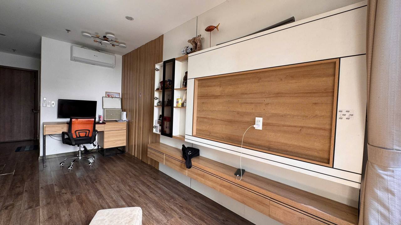 Căn hộ cho thuê The Manor Crown Huế 2 phòng ngủ giá 7 triệu - Sẵn sàng cho bạn vào ở!