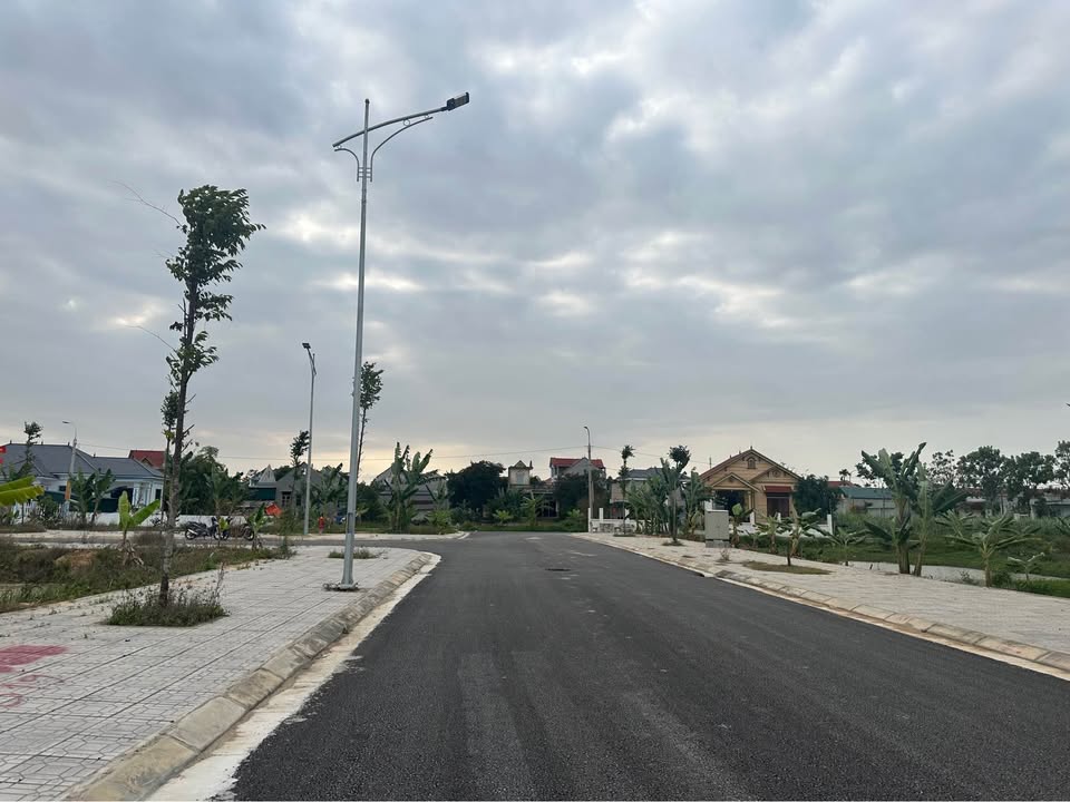 Đất nền Đông Khê, Đông Sơn 120m² - Mặt tiền 6m, giá thỏa thuận!