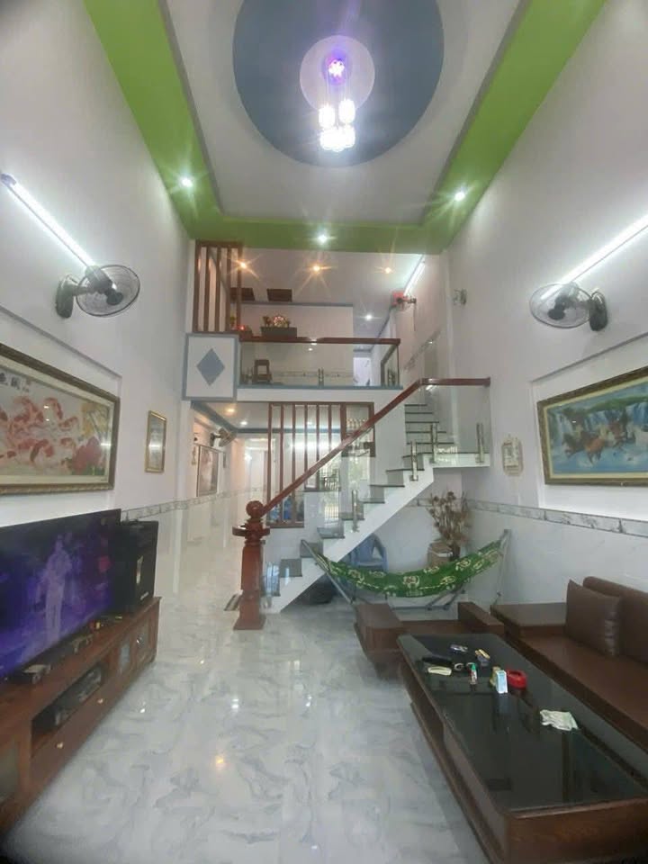 Nhà mặt tiền KV6 gần Chợ Dinh - Nhơn Bình 81.7m² giá 2.6 tỷ - Sổ đỏ đẹp, phong thủy tốt!