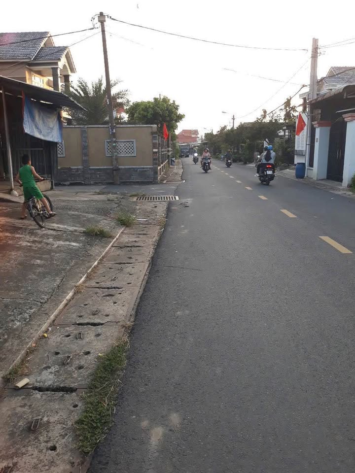 Biệt thự mặt tiền Trần Thị Bàu, Củ Chi 750m² giá 10.5 tỷ - Đầu tư sinh lời tuyệt vời!