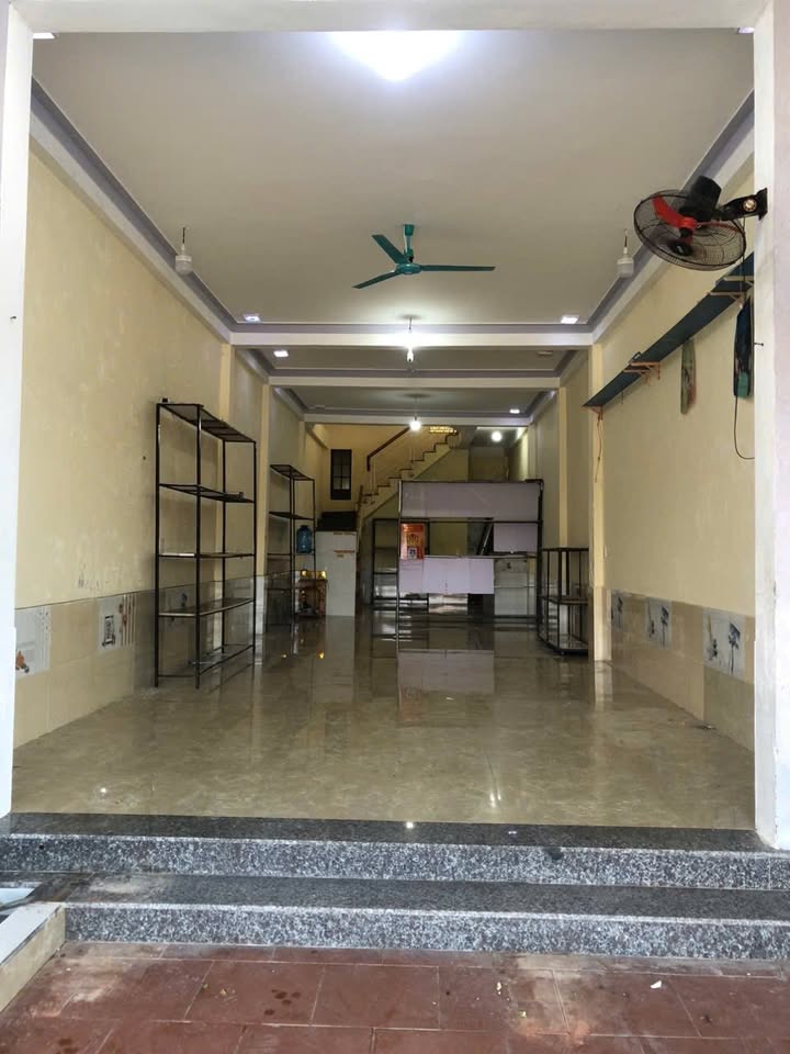 Nhà cho thuê mặt tiền đường KQH Hương Sơ, Huế 200m² - Kinh doanh thuận lợi!