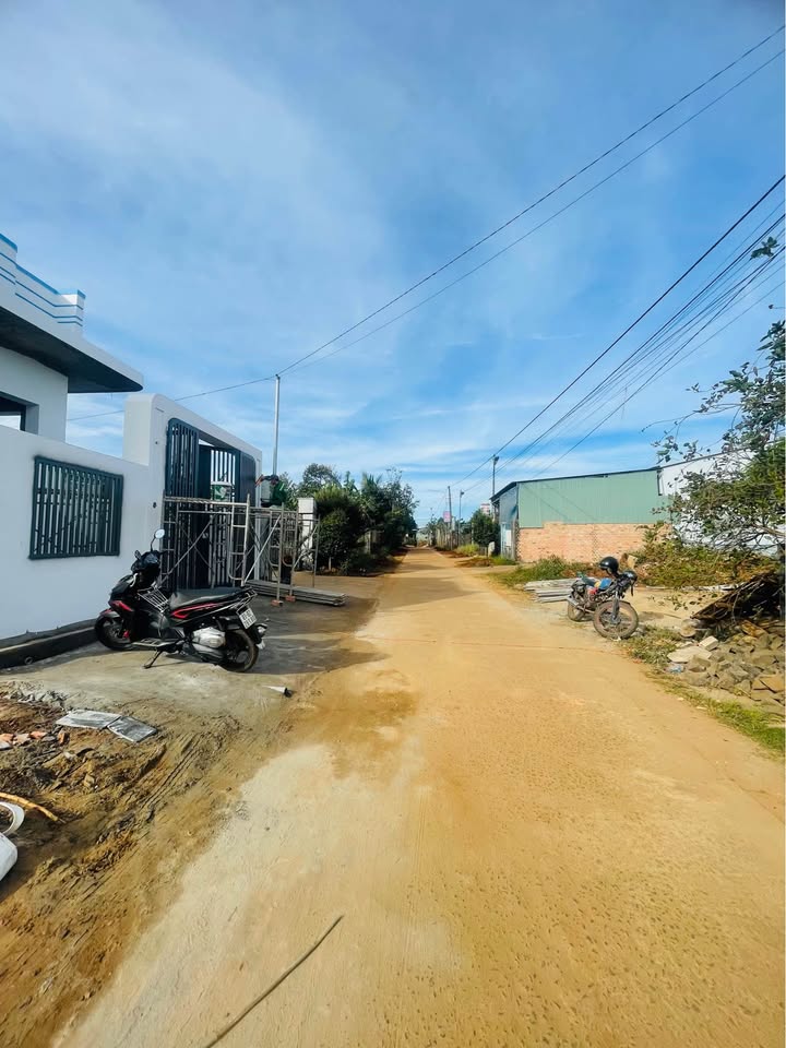 Nhà hẻm Lê Duẩn, Pleiku 133m² giá 1.52 tỷ - Mới hoàn thiện, không gian thoáng đãng!