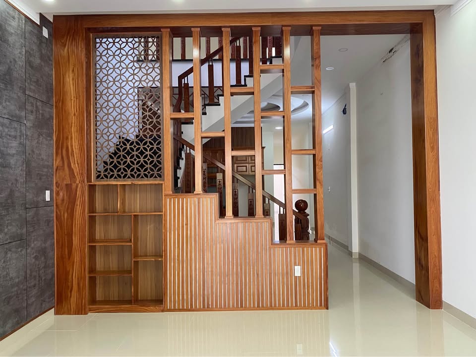 Nhà 2 mê đường Lê Duẩn, Pleiku 210m² - Bán gấp giá thỏa thuận!