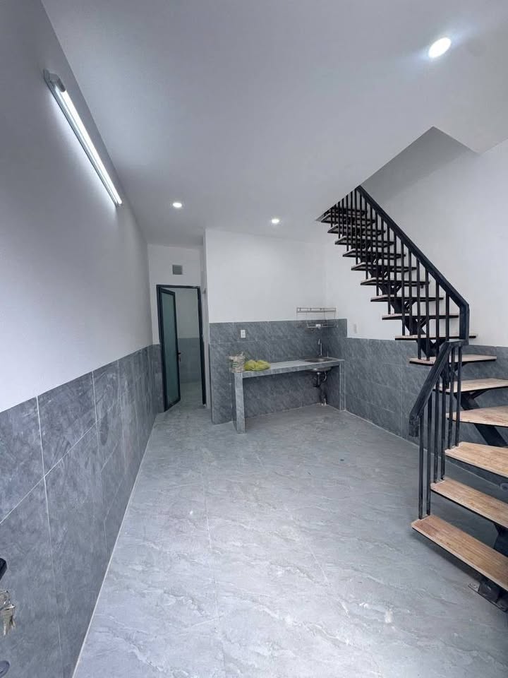 Nhà cho thuê hẻm 22 Lương Thế Vinh, Tân Tiến, Buôn Ma Thuột 2PN - Tiện nghi đầy đủ, giá chỉ 4 triệu