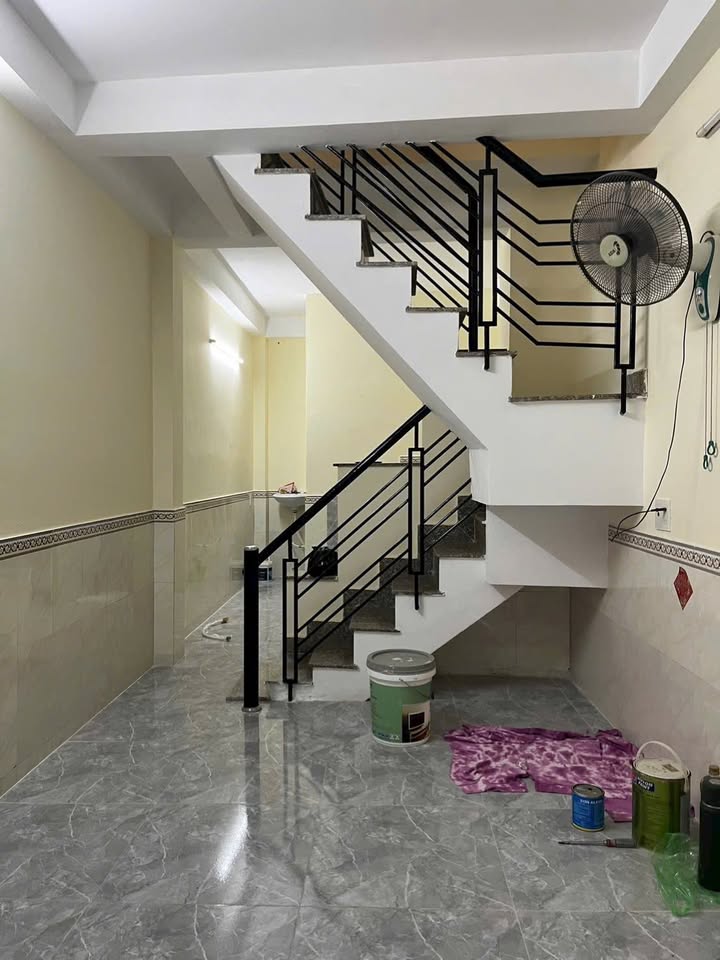 Nhà cho thuê hẻm 2680 Huỳnh Tấn Phát 33m² giá 4.5 triệu - Hợp đồng lâu dài!