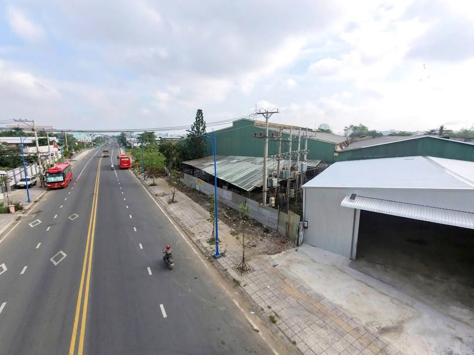 Kho cho thuê mặt tiền đường Hoàng Quốc Việt, Ninh Kiều, Cần Thơ 1800m² - Giá thỏa thuận chính chủ!