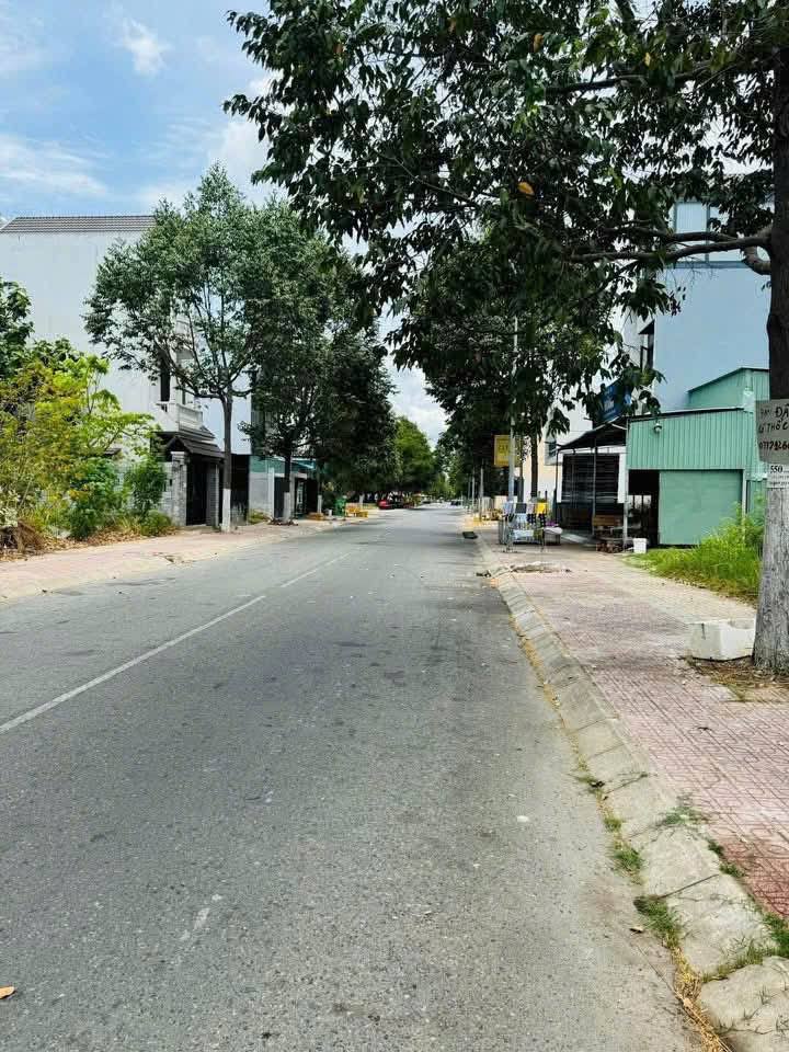 Đất nền Ticco Trương Định 112m² giá 2.4 tỷ - Vị trí kinh doanh sầm uất!