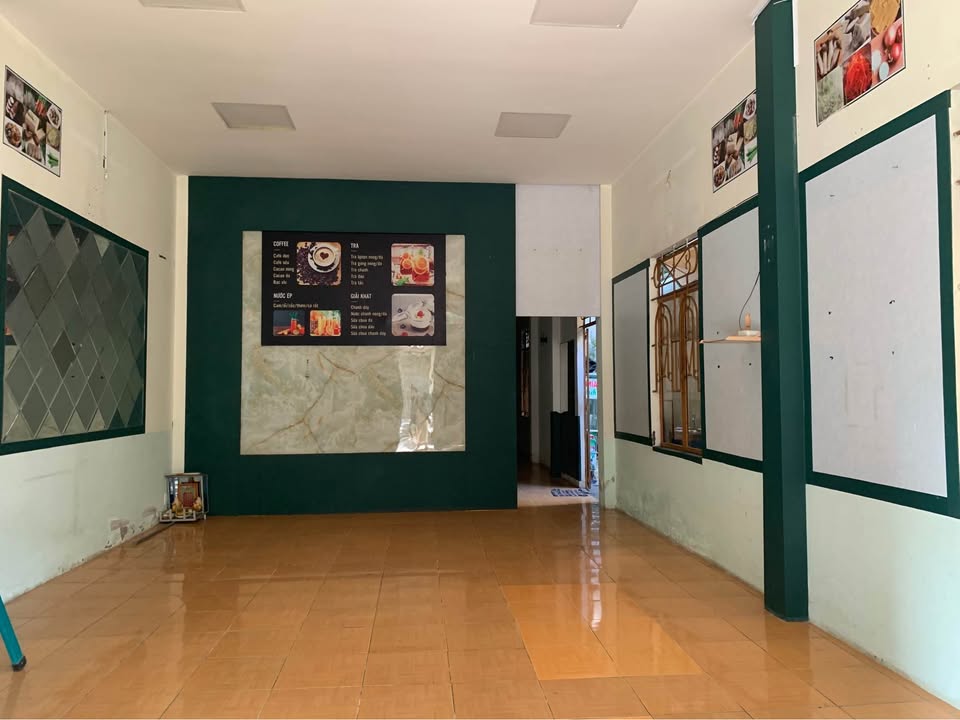 Nhà nguyên căn mặt tiền Lê Khiết, Quảng Ngãi 144m² - Vị trí đẹp, thuận tiện kinh doanh!