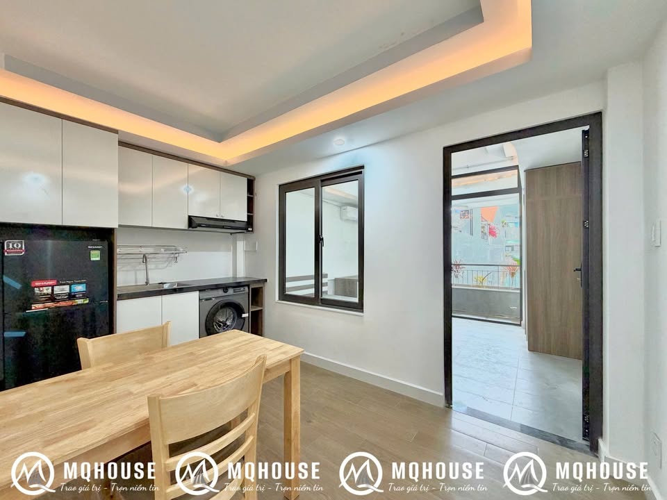 Căn hộ 1PN ban công Tân Bình 30m² - Thiết kế hiện đại, gần sân bay!