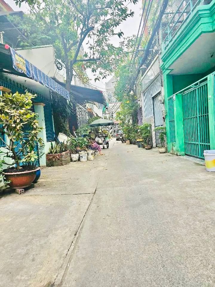 Nhà phố Lê Văn Quới, Bình Trị Đông 100m² giá 7.99 tỷ - Đầu tư sinh lời ngay!