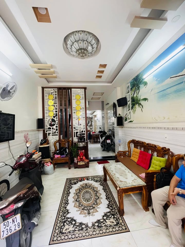 Nhà 4 tầng Lê Văn Quới, Bình Tân 62m² giá nhỉnh 7 tỷ - Hẻm ô tô, sổ hồng riêng!