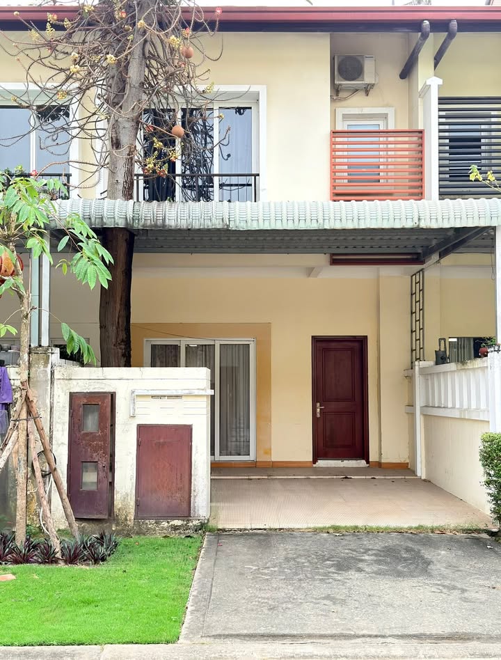 Townhouse EcoLakes Mỹ Phước 100m² giá 2.2 tỷ - Sổ đỏ chính chủ, full nội thất!