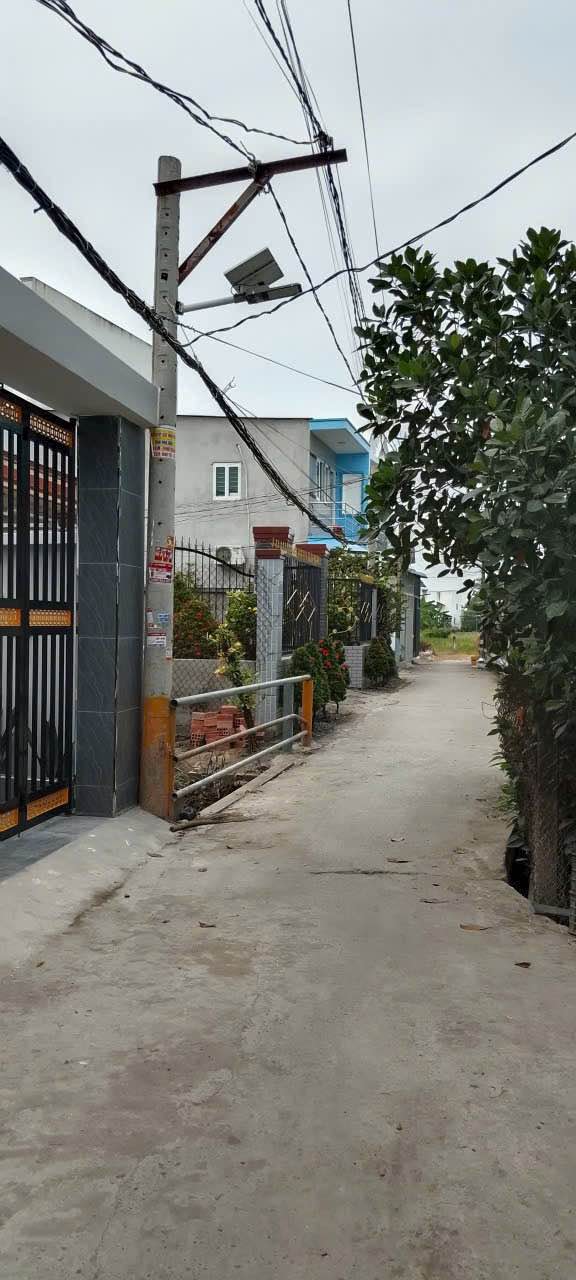 Nhà phố hiện đại tại Mỹ Lộc, Cần Giuộc 142m² giá 2.8 tỷ - Chính chủ bán gấp!