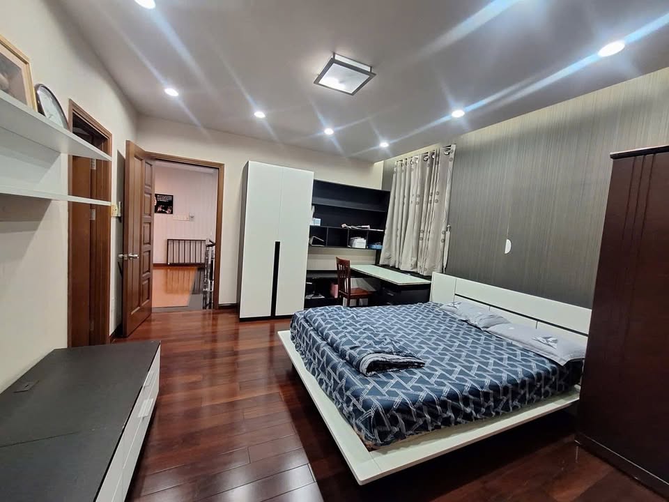 Biệt thự sang trọng Thủ Đức 1.200m² giá 190 tỷ - Góc 2 mặt tiền đẳng cấp!