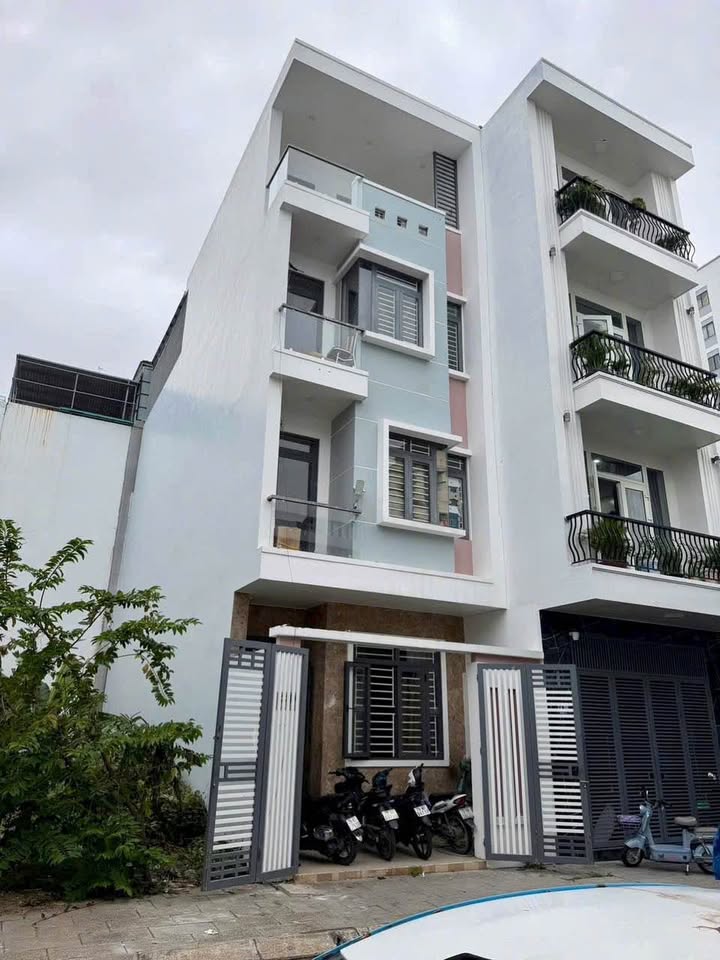 Nhà 4 tầng tại Phước Long, Nha Trang, 66.6m² giá 6.85 tỷ - Thiết kế hiện đại và công năng hoàn hảo!