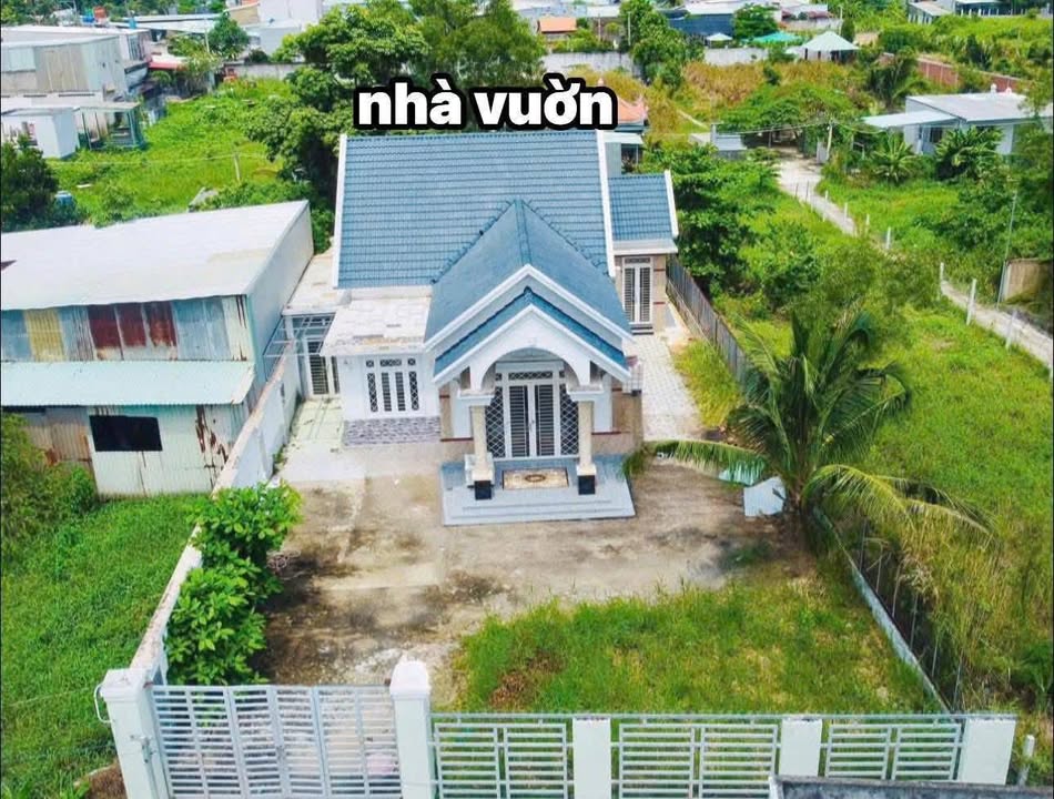Nhà vườn 700m² tại Thuận Thành, Cần Giuộc chỉ 3.8 tỷ - Đường vào rộng rãi!
