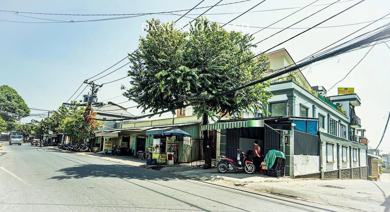 Nhà phố mặt tiền Làng Tăng Phú, Thủ Đức 169m² giá 10.8 tỷ - Đầu tư sinh lời ngay!