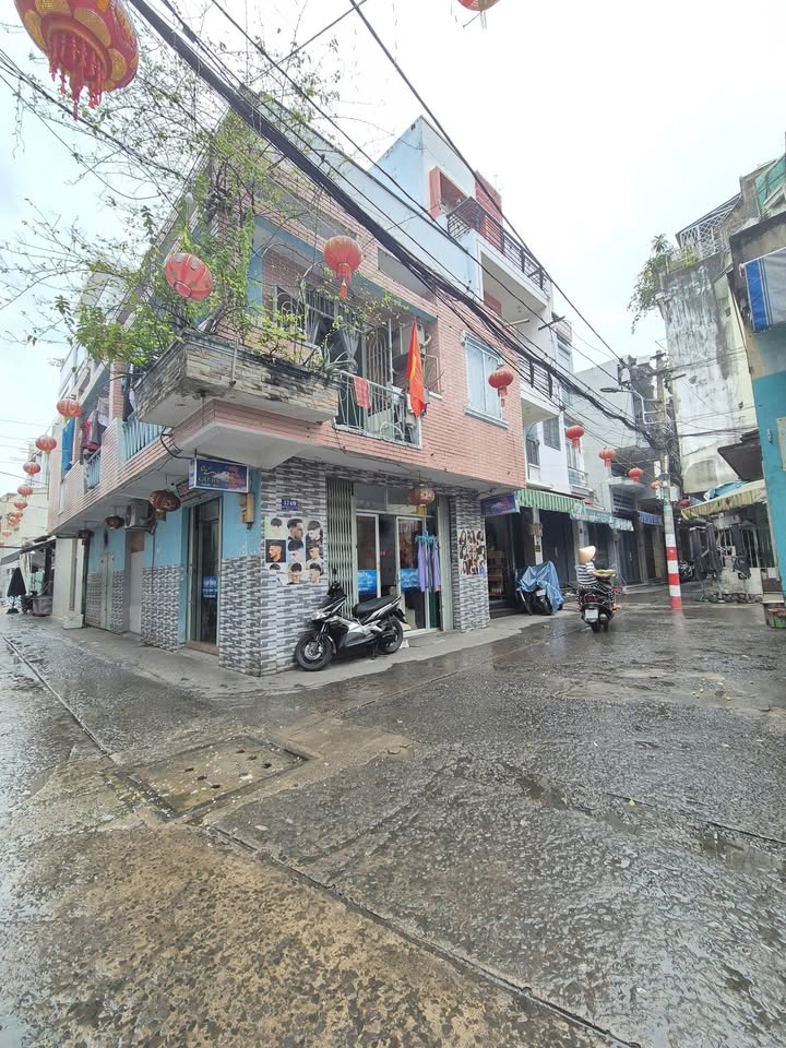 Nhà góc 2 mặt tiền đường Âu Cơ, phường 10, Tân Bình - Kinh doanh hiệu quả chỉ 6.9 tỷ!