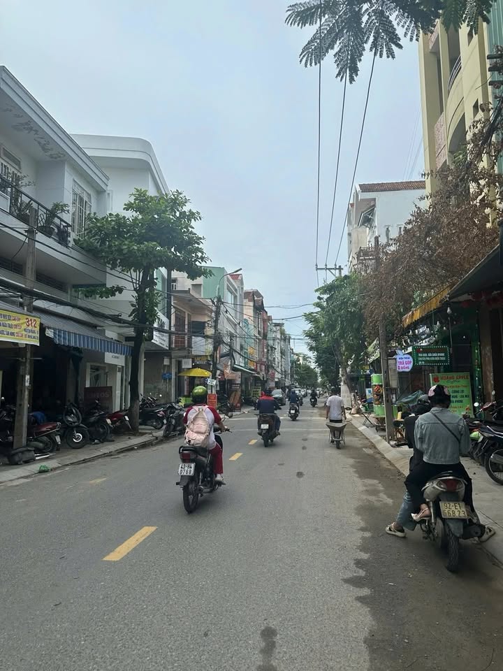 Mặt tiền kinh doanh Nguyễn Hoàng 171m² giá 18 tỷ - Cơ hội hiếm có cho nhà đầu tư!