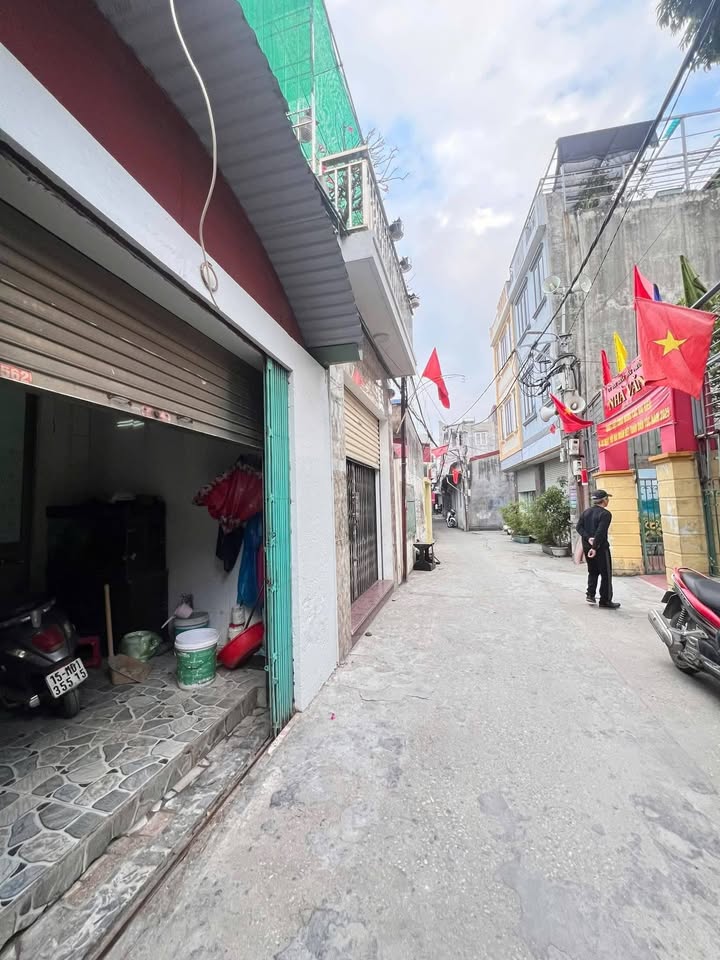 Nhà phố 430 Trần Nguyên Hãn, Lê Chân, Hải Phòng 57m² giá 3.7 tỷ - Cực thoáng, gần nhà văn hóa!