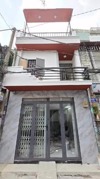 Nhà 3 tầng 36m² đường Lê Đình Cẩn, Bình Tân - Sân thượng bao chill!