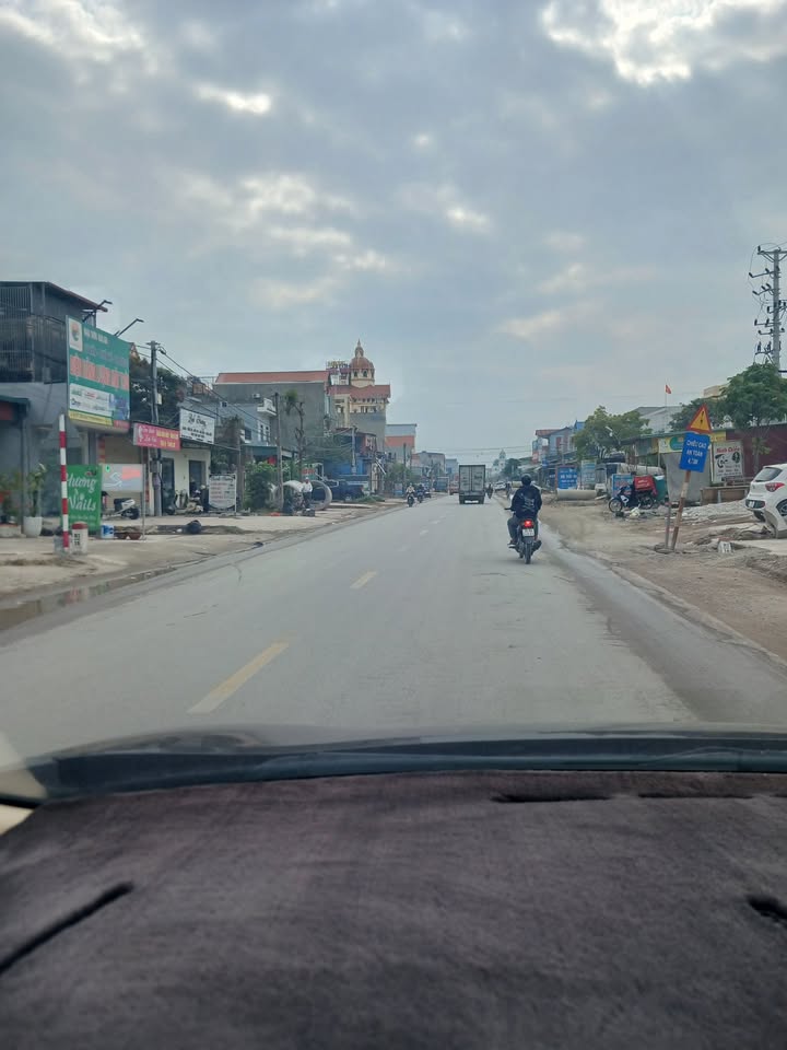 Đất nền Tứ Kỳ Hải Dương 108m² giá 4 tỷ - Vị trí đắc địa kinh doanh hiệu quả!