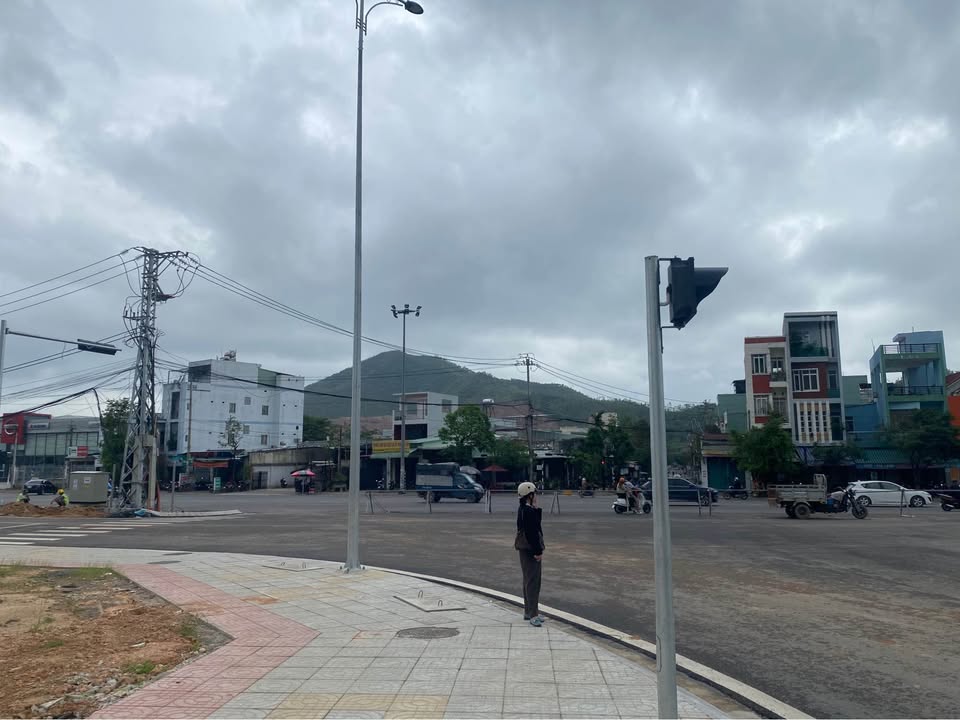 Nhà nguyên căn mặt tiền Ngô Mây, Quy Nhơn 90m² giá 50 triệu - Đầu tư sinh lời ngay!