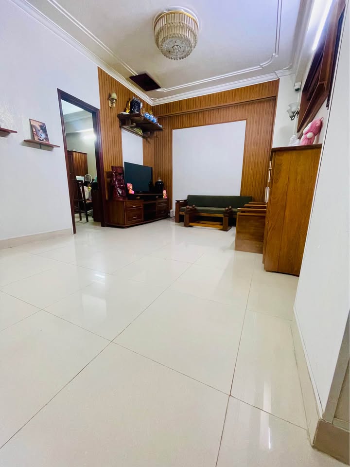 Chung cư Đội Cung Vinh 70m² giá 2 tỷ - Để lại toàn bộ nội thất!