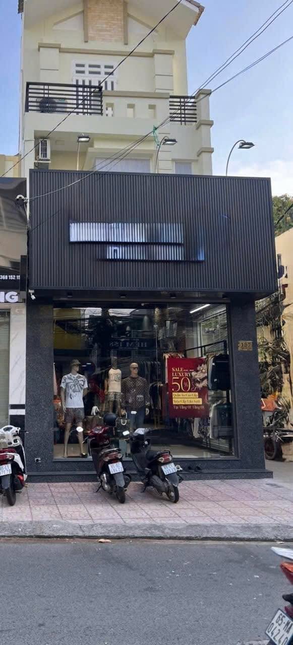 Cho thuê mặt bằng đường Nguyễn Việt Hồng, quận Ninh Kiều - Diện tích 81m², giá 25 triệu/tháng