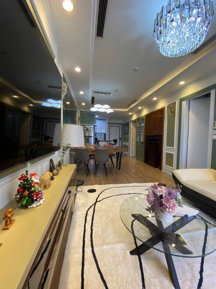 Căn hộ Park Hill Vĩnh Tuy 2PN - Giá thỏa thuận - View hồ bơi đẹp mắt!