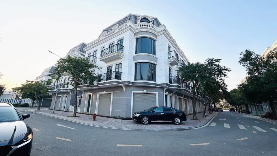 Shophouse Vincom Thái Hòa 105m² giá 5 tỷ - Cơ hội đầu tư tuyệt vời!