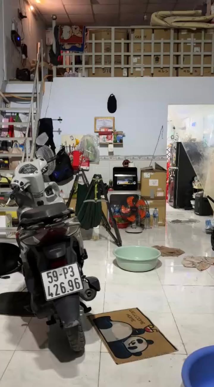 Nhà bán tại Kênh Trung Ương, Bình Chánh 6m² giá 750 triệu - Cơ hội đầu tư tuyệt vời!