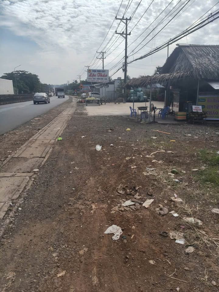 Đất nền mặt tiền Quốc lộ 1A, huyện Thống Nhất, 66.000m² giá chỉ 3 triệu/m² - Cơ hội đầu tư hấp dẫn!