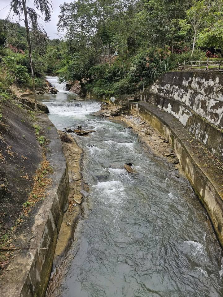 Đất nền đối diện Khu Du Lịch Sinh Thái Thác Tiên Nữ Lạng Sơn 100m² - Giá chỉ vài trăm triệu!