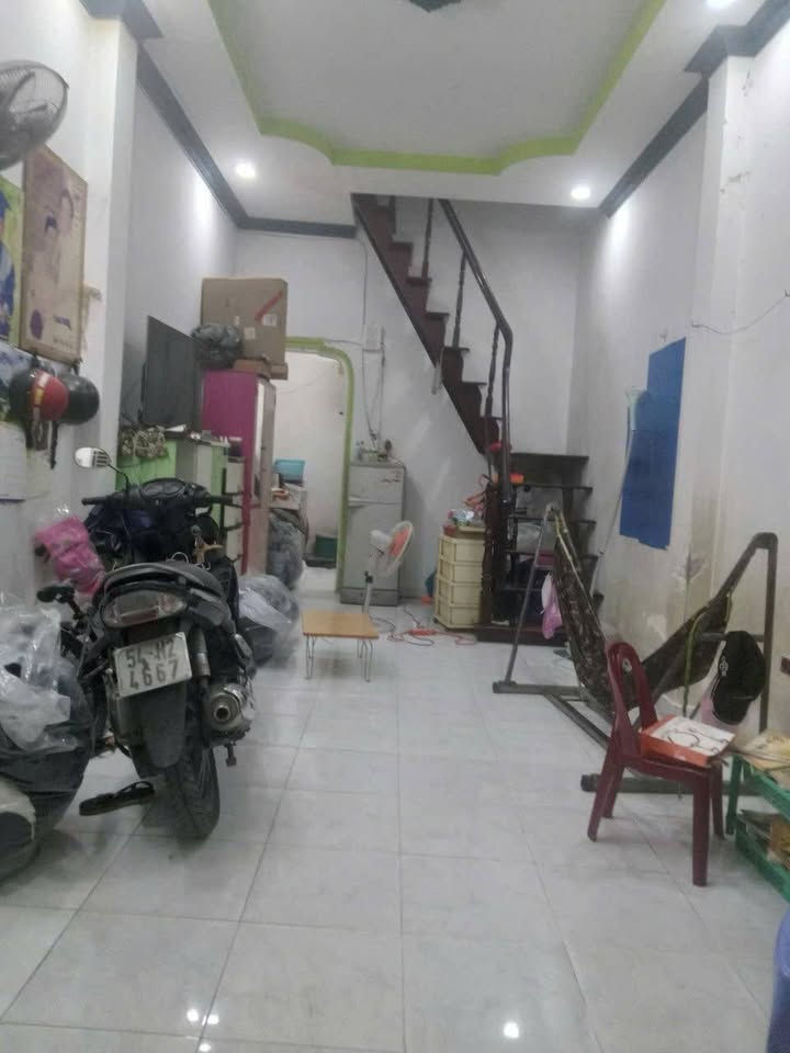 Nhà hẻm Cao Lỗ, Quận 8, 35m² giá 3.7 tỷ - Sổ hồng riêng, thương lượng ngay!