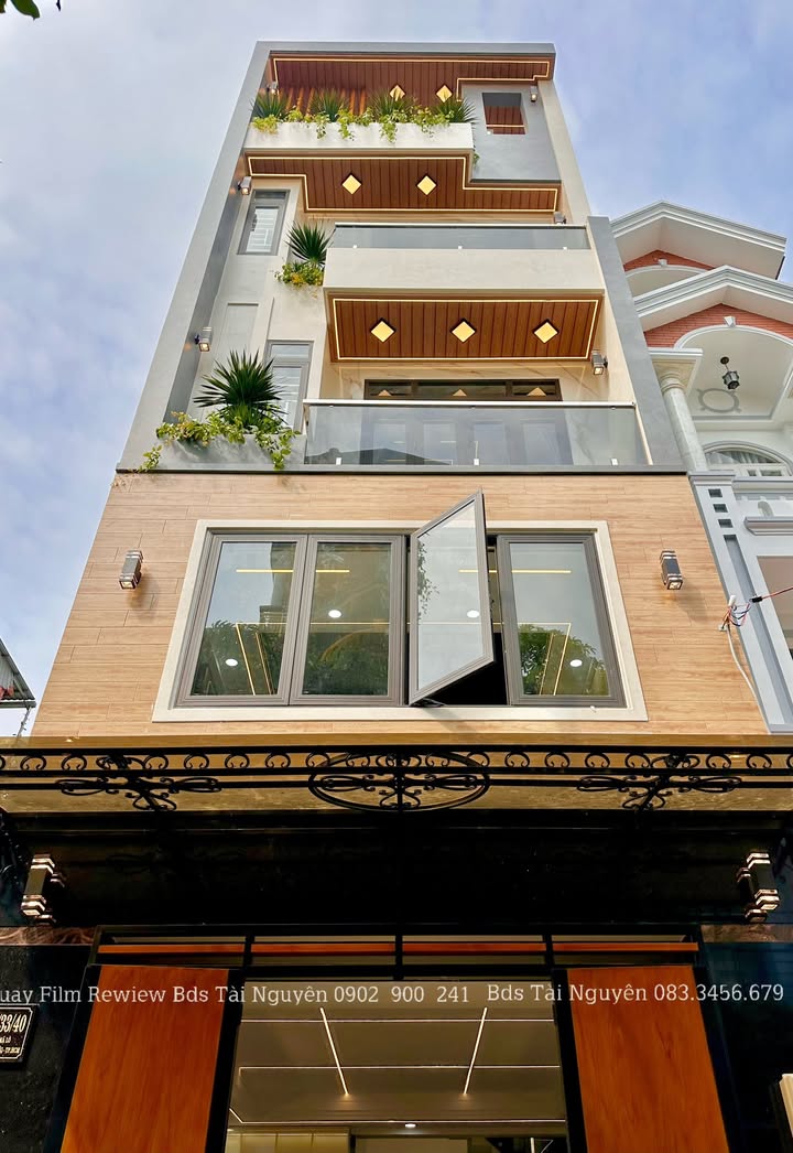 Nhà Bán Phường Bình Trị Đông, Bình Tân 87.5m² giá 10.5 tỷ - Full nội thất, thang máy