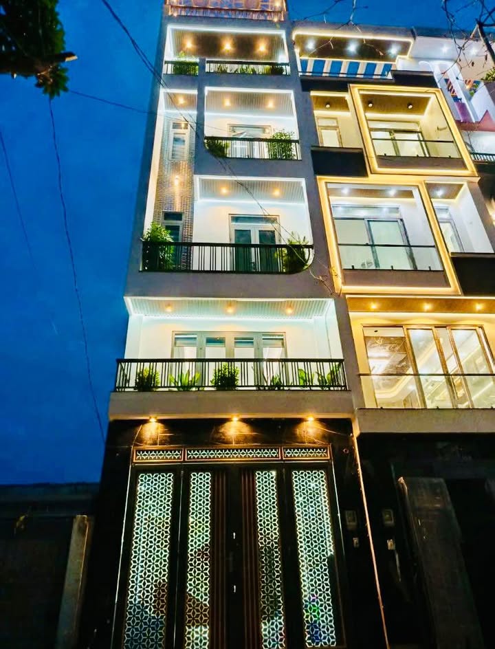 Nhà phố mới xây tại Thạnh Xuân 25, quận 12, 60m² giá 6.85 tỷ - Hẻm 7m ô tô vào tận nhà!