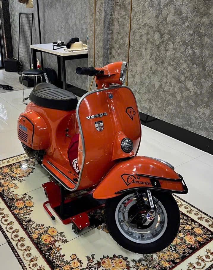 Nhà mặt tiền chợ thương mại Kon Tum 240m² giá 13 tỷ - Kinh doanh tuyệt vời!