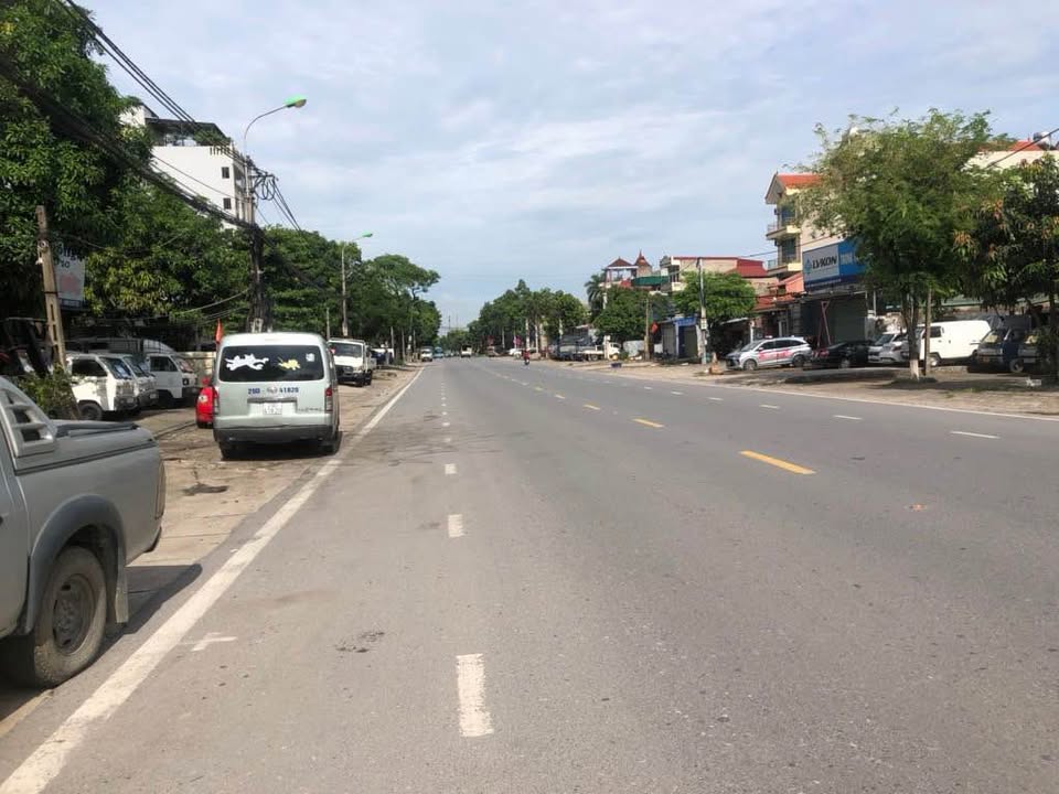 FrontHouse Dục Tú - Đông Anh 52.5m² giá 5 tỷ - Vị trí đẹp, kinh doanh sầm uất!