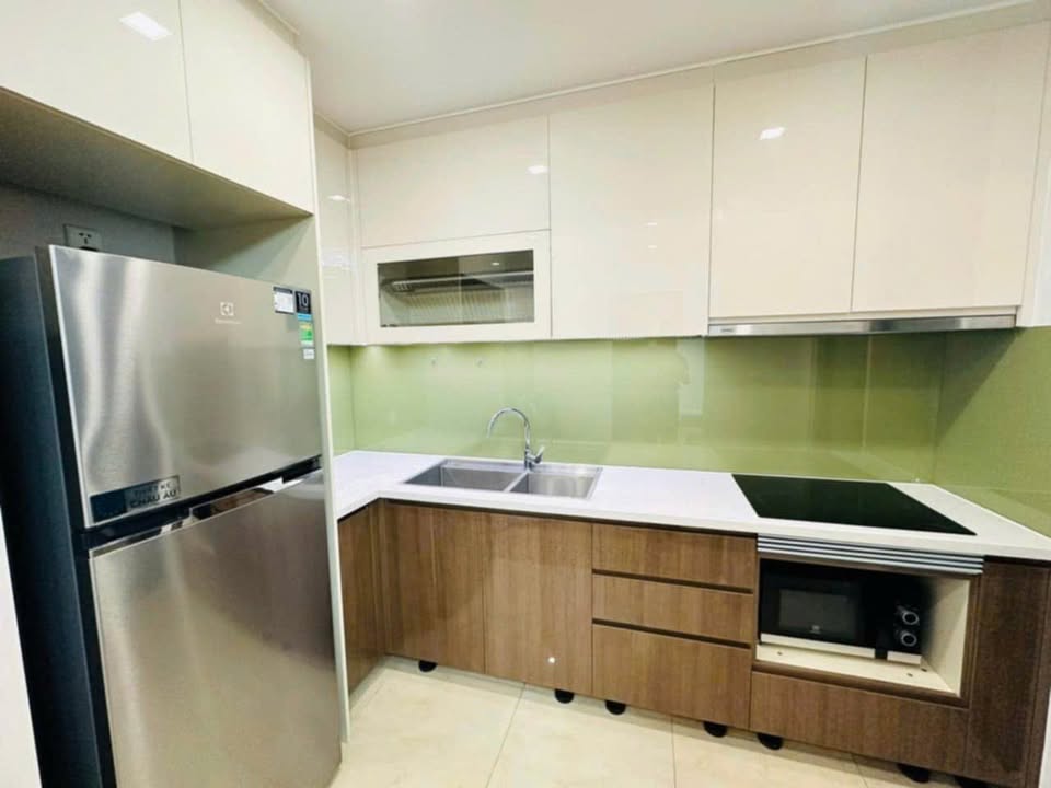 Cho thuê Studio Hoàng Đạo Thúy 30m² giá 9 triệu - Full nội thất, giá siêu rẻ!